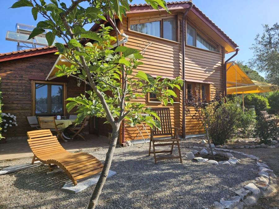 KTIRAKIA studios for relaxation